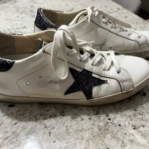 Golden Goose superstar woman size 38 Gently used.